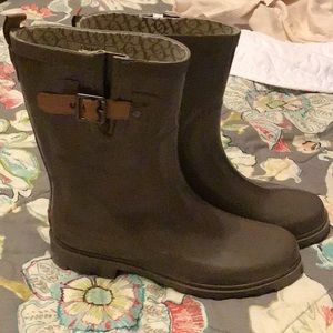 Taupe Chooka Rain Boots